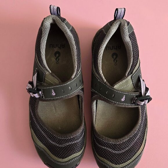 Ahnu Mary Jane Sandals Womens Sz 7.5 Slip on Gray  Pink/Purple Gorpcore Outdoor - Picture 14 of 14